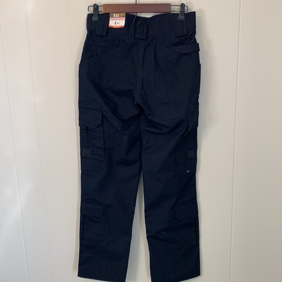 NWT 5.11 Tactical Women's EMS Pant Dark Navy Size 4 Long - Picture 7 of 9